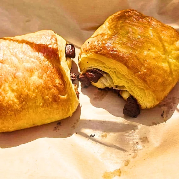 Pain au chocolat  - SZERDAI ÁTVÉTELLEL