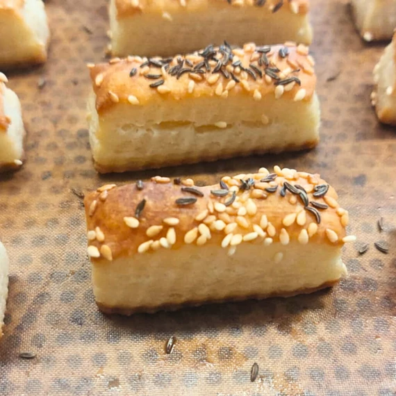 Szezámmagos, túrós rúd - SZERDAI ÁTVÉTELLEL